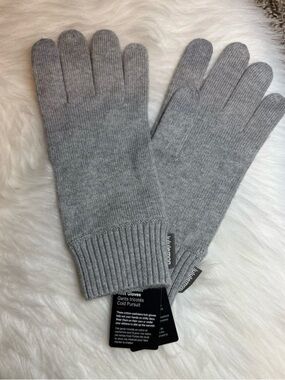 Lululemon cold pursuit knit gloves gray S/M